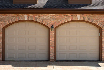 CHI Garage Door Model 2250